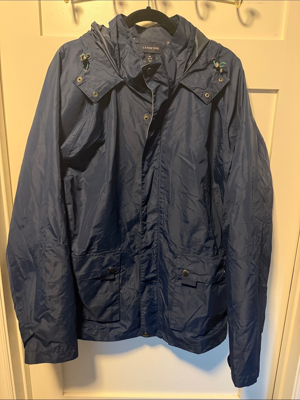 Lands' End Men's Dark Blue Hooded Raincoat NWOT